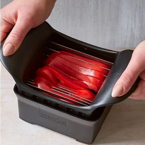 The Pampered Chef Kitchen Pampered Chef The Quick Slice Kitchen